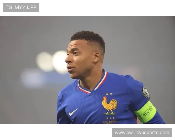 姆巴佩吸引包夹为队友创造机会