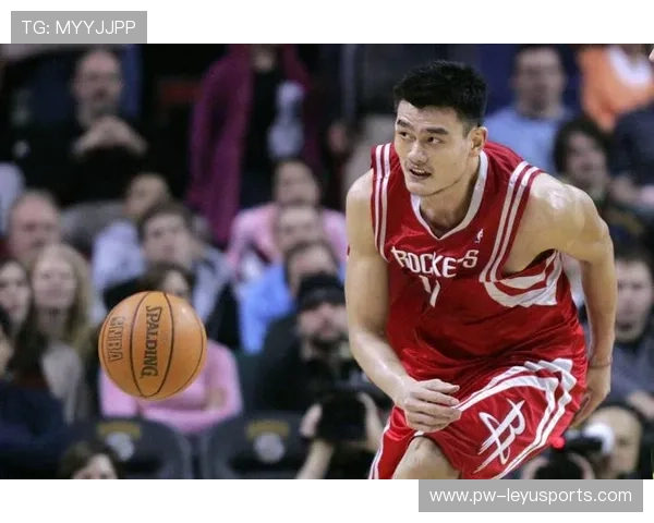 世界篮球联赛MVP竞争激烈多位球员表现突出，世界篮球联赛综合排名