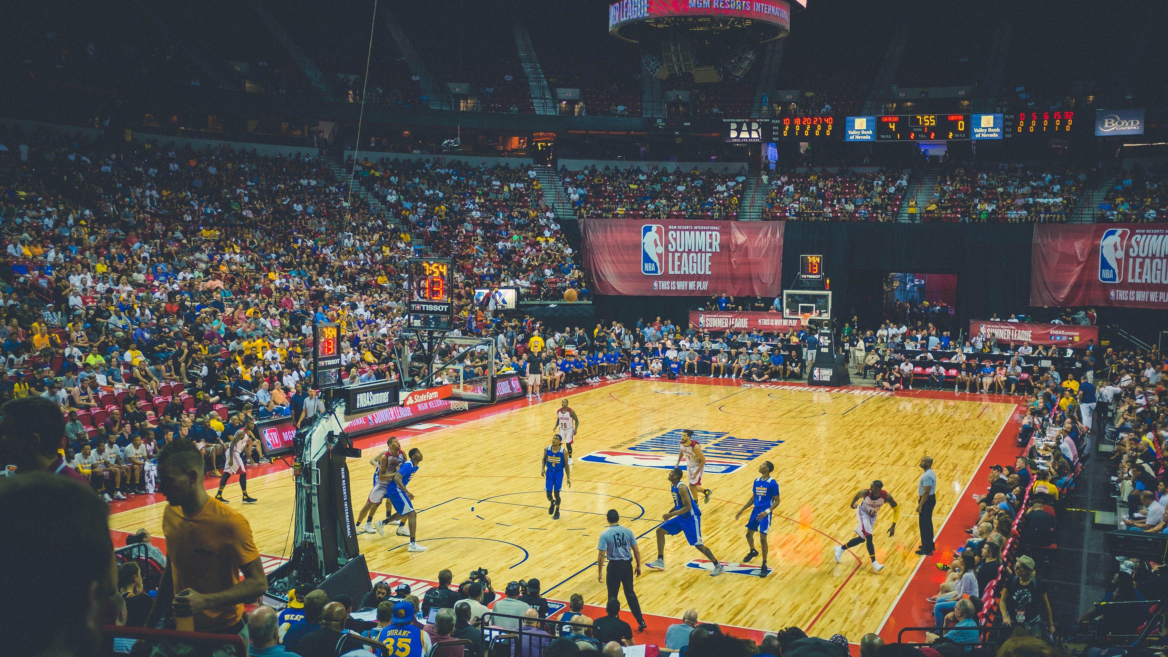 CBA联盟联合高校推动篮球教育普及，全国高校篮球联赛