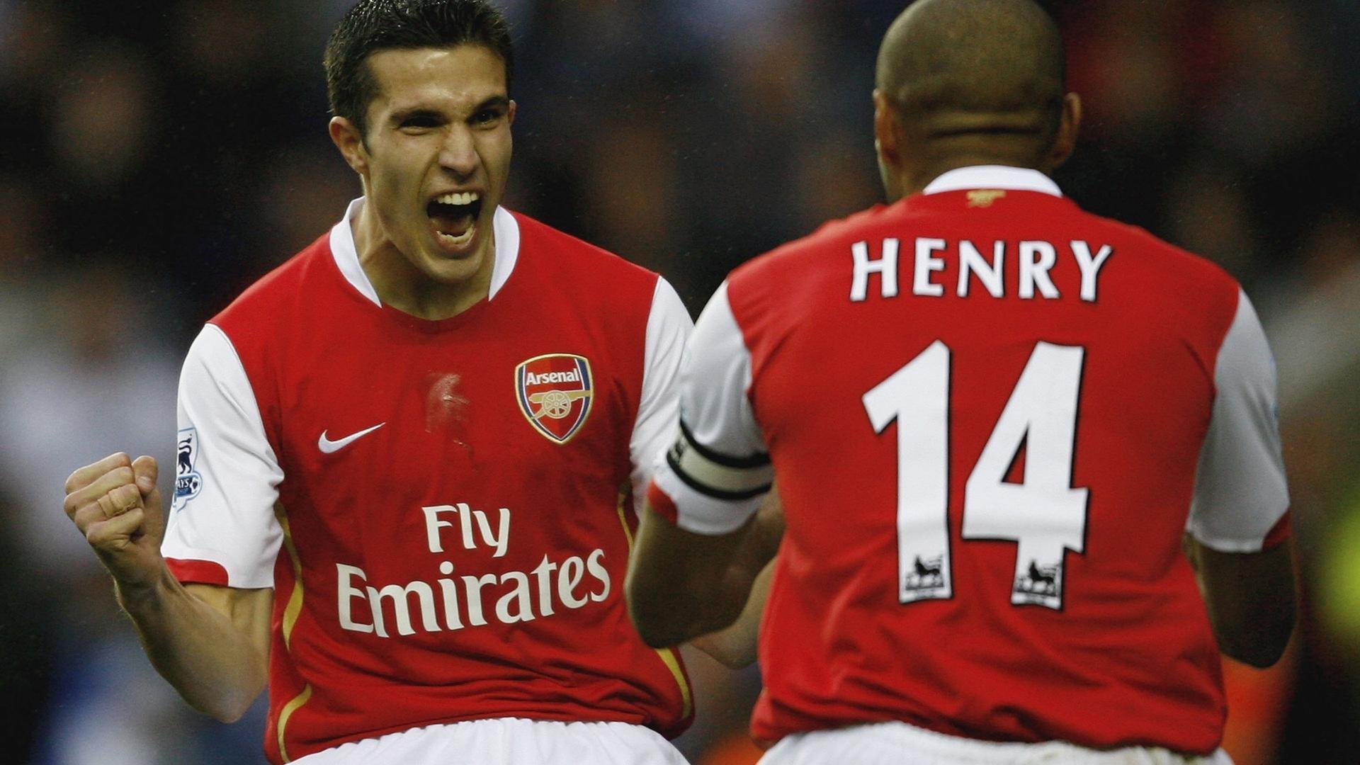 “飞盘争夺：三叉湖田径场迎来世界级飞盘竞技盛宴”